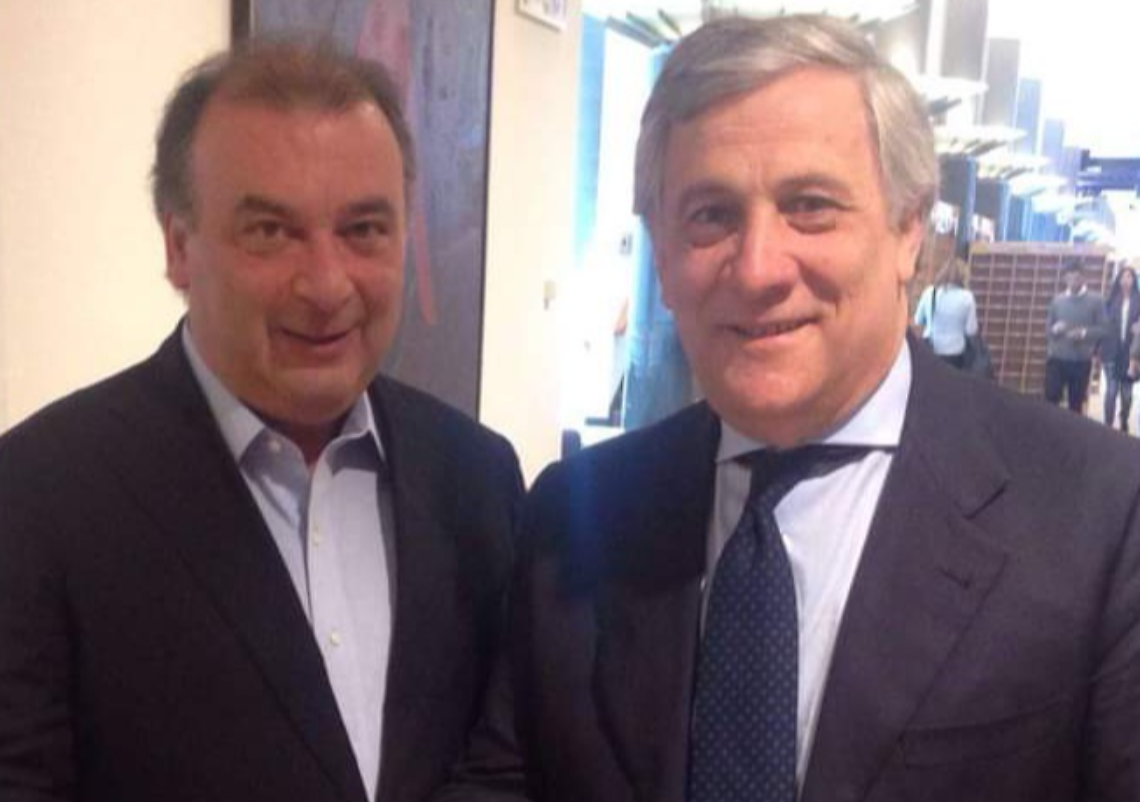Tajani vuole un candidato civico