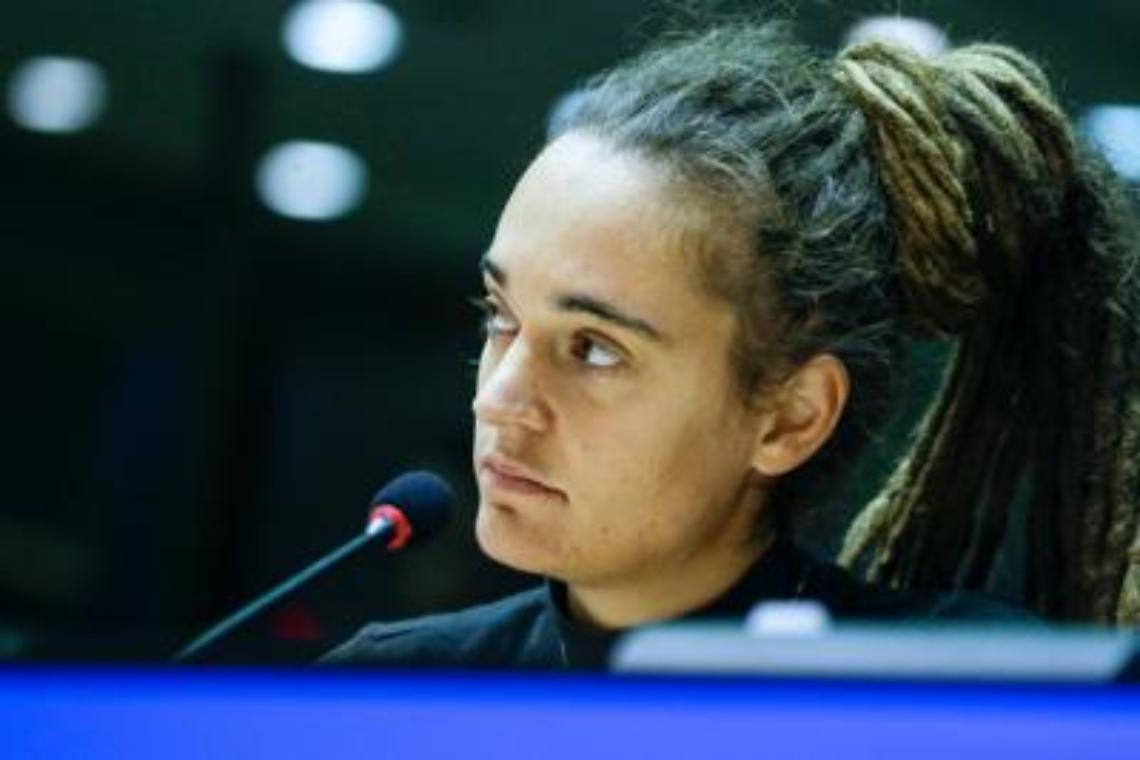 Rackete: «Non ho salvato migranti, ma vite umane»
