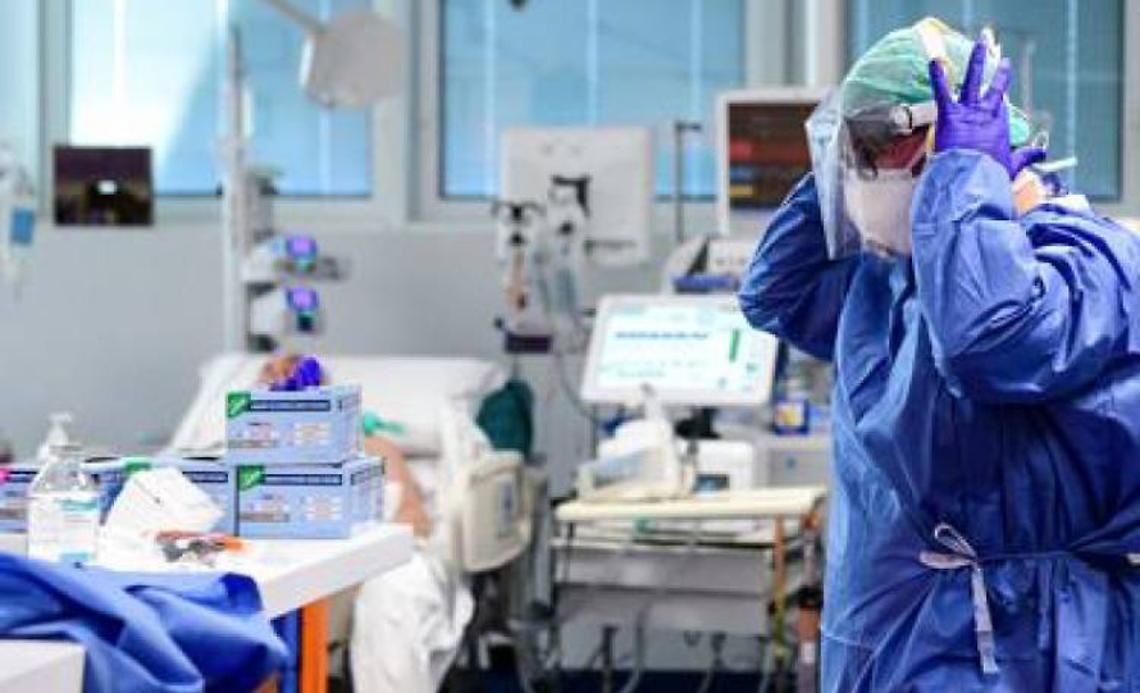 Covid, in Italia oltre 28mila nuovi contagi e altri 353 morti