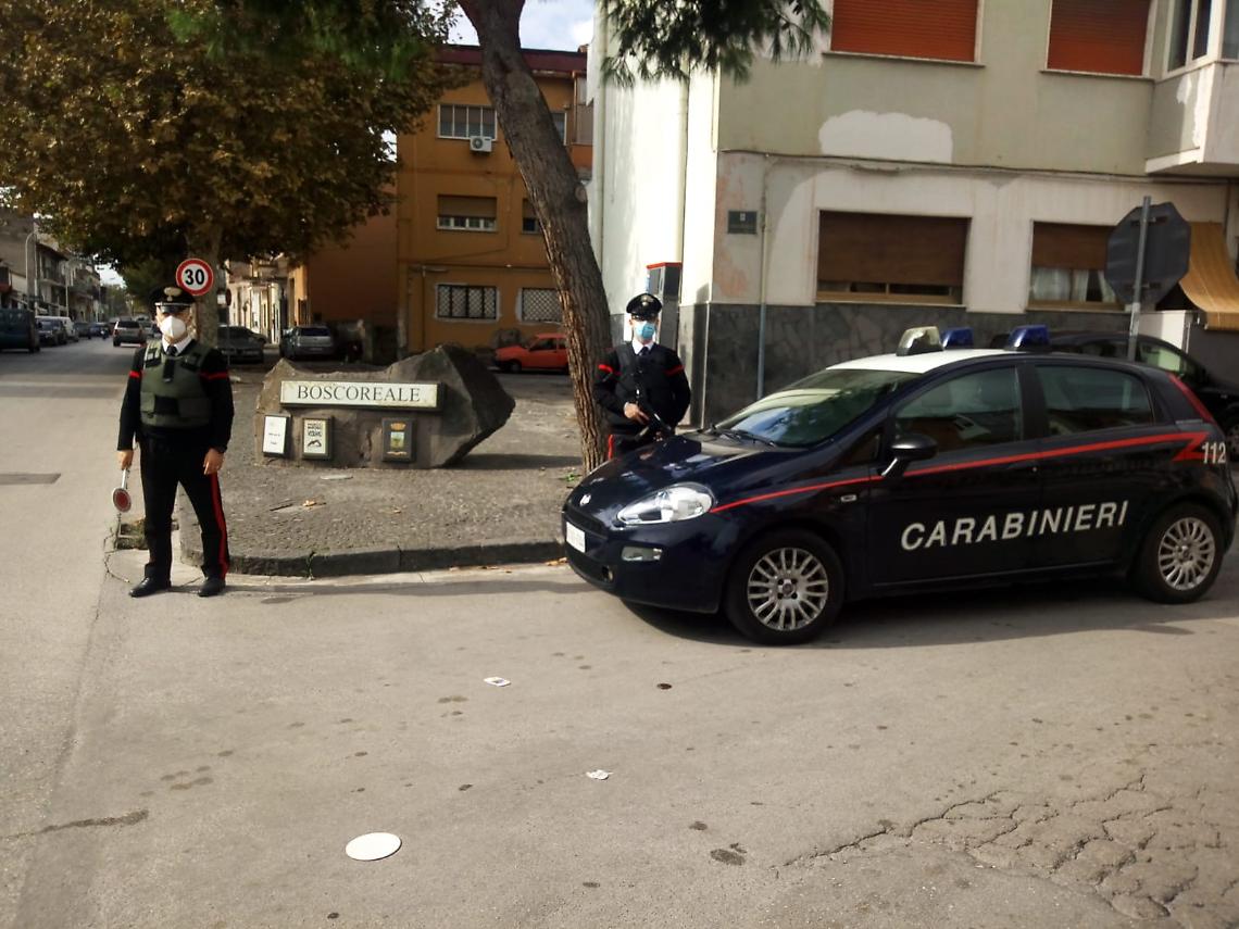 Covid, banchetto per un battesimo nonostante i divieti: tutti multati