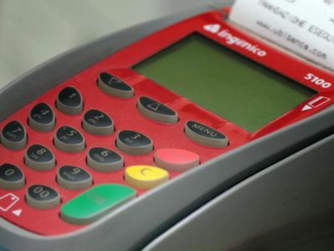 Pos, niente multe ai commercianti. Di Maio: «Promessa mantenuta»