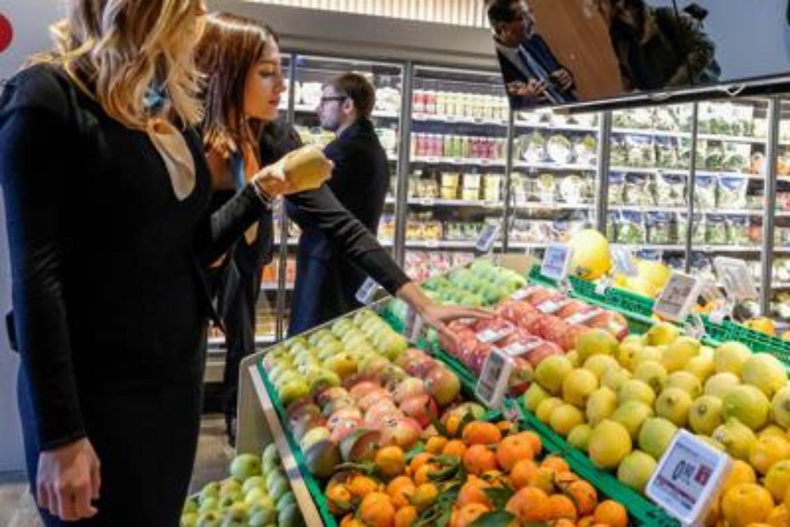 Il Governo: «Sì ai sacchetti da casa, ma solo se nuovi»