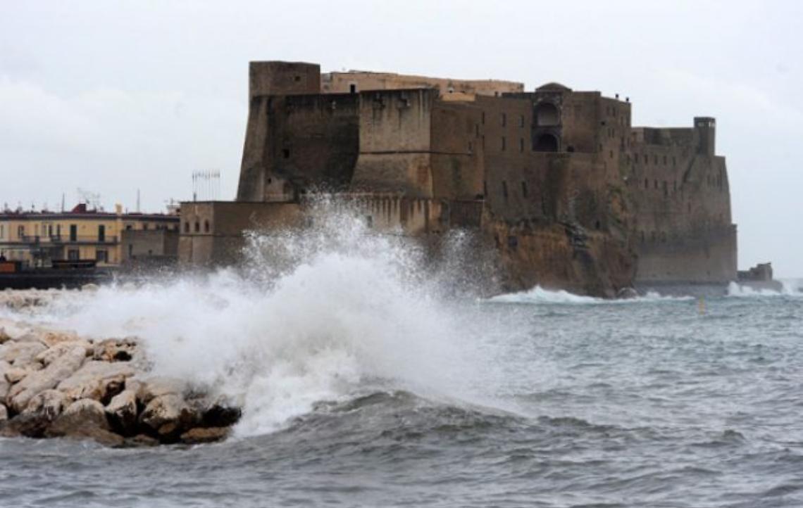 Allerta meteo domenica e lunedì, il sindaco chiude parchi e cimiteri