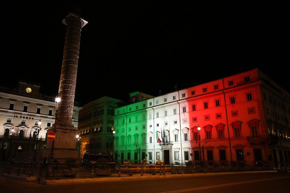 Governo, maggioranza in stand-by: regge ipotesi Conte ter