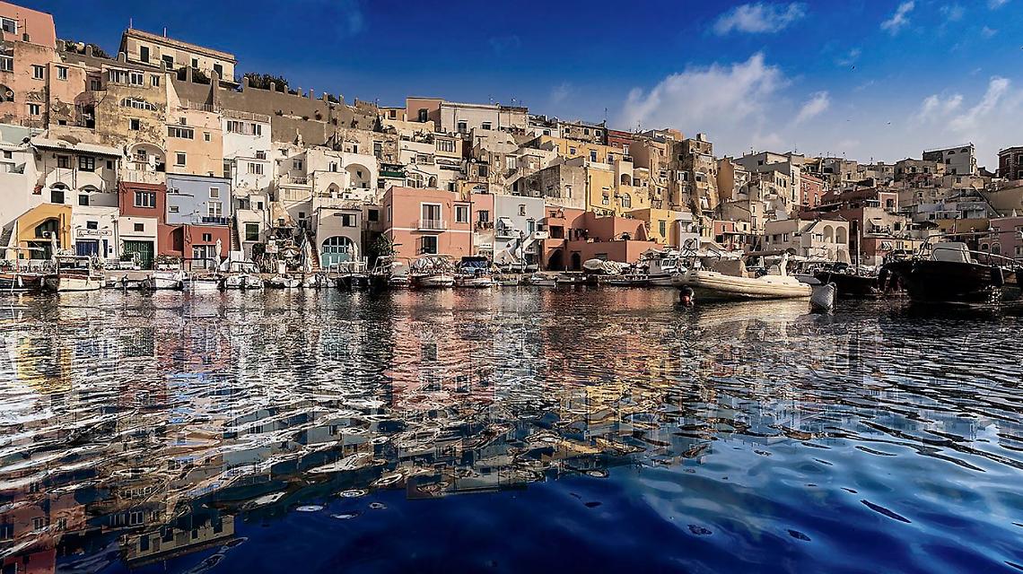 Procida al centro, l'isola lancia la candidatura a Capitale della Cultura