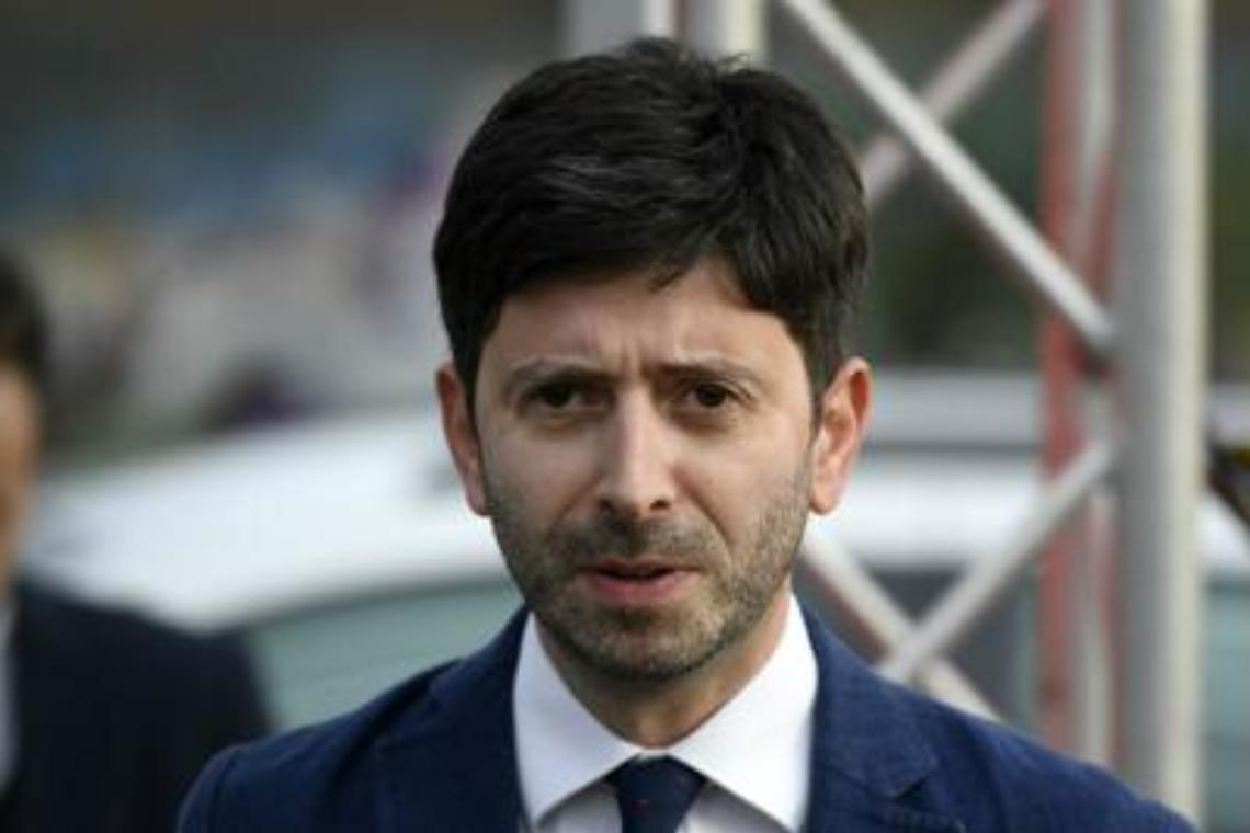 Coronavirus, Speranza: «Battaglia ancora nel suo pieno»