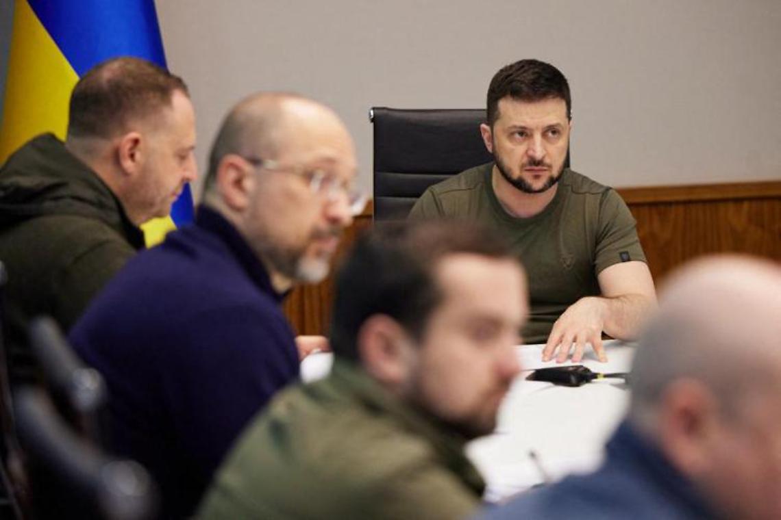 Massacro di Bucha, Zelensky: «Strage atroce ma negoziati continuano»