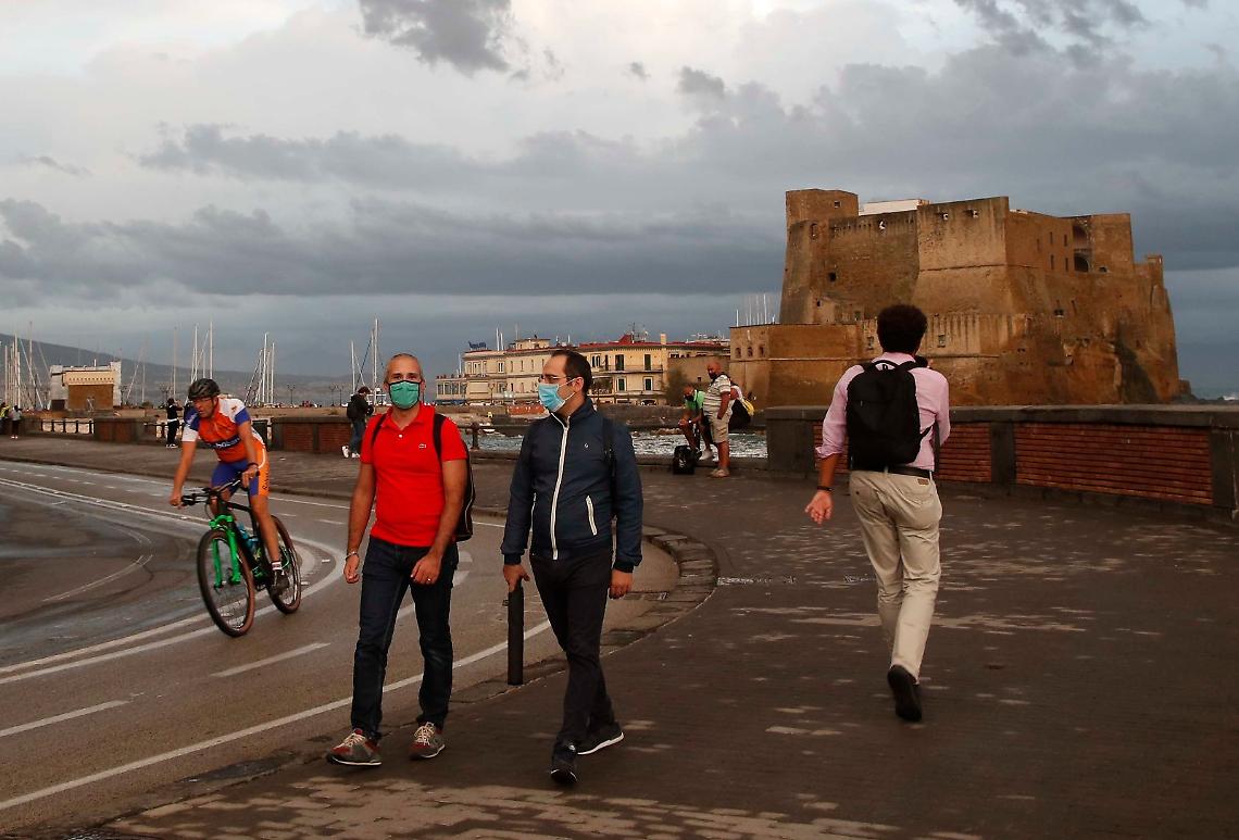 Via Partenope, bandita la gara per il restyling completo