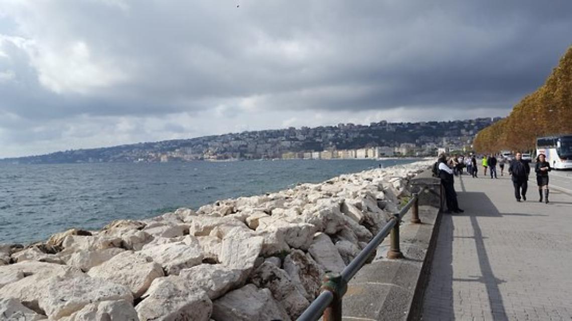 Mare, controlli Arpac: Lungomare di Napoli off limits