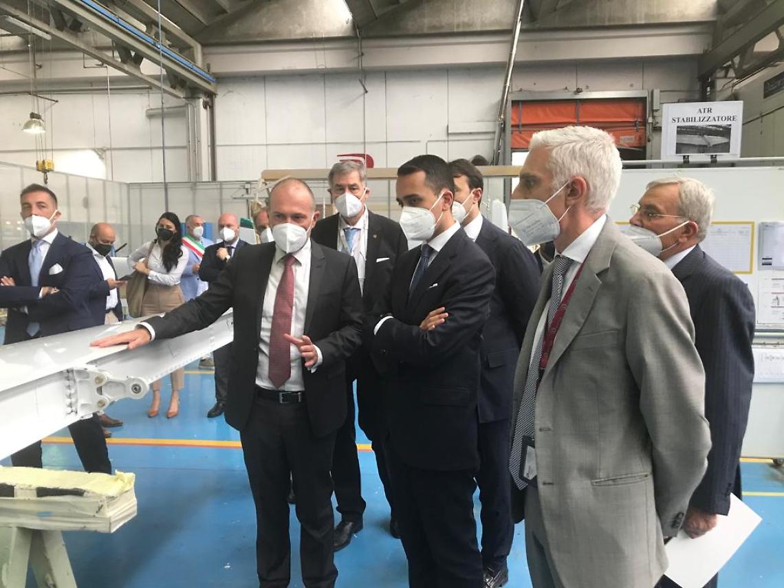 Aeronautica, Di Maio in visita a stabilimento Dema a Somma Vesuviana