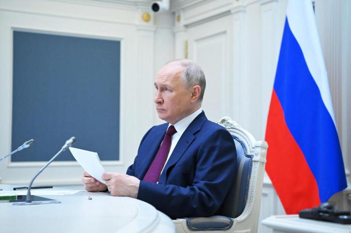 Putin: «In corso una guerra ibrida contro la Russia»