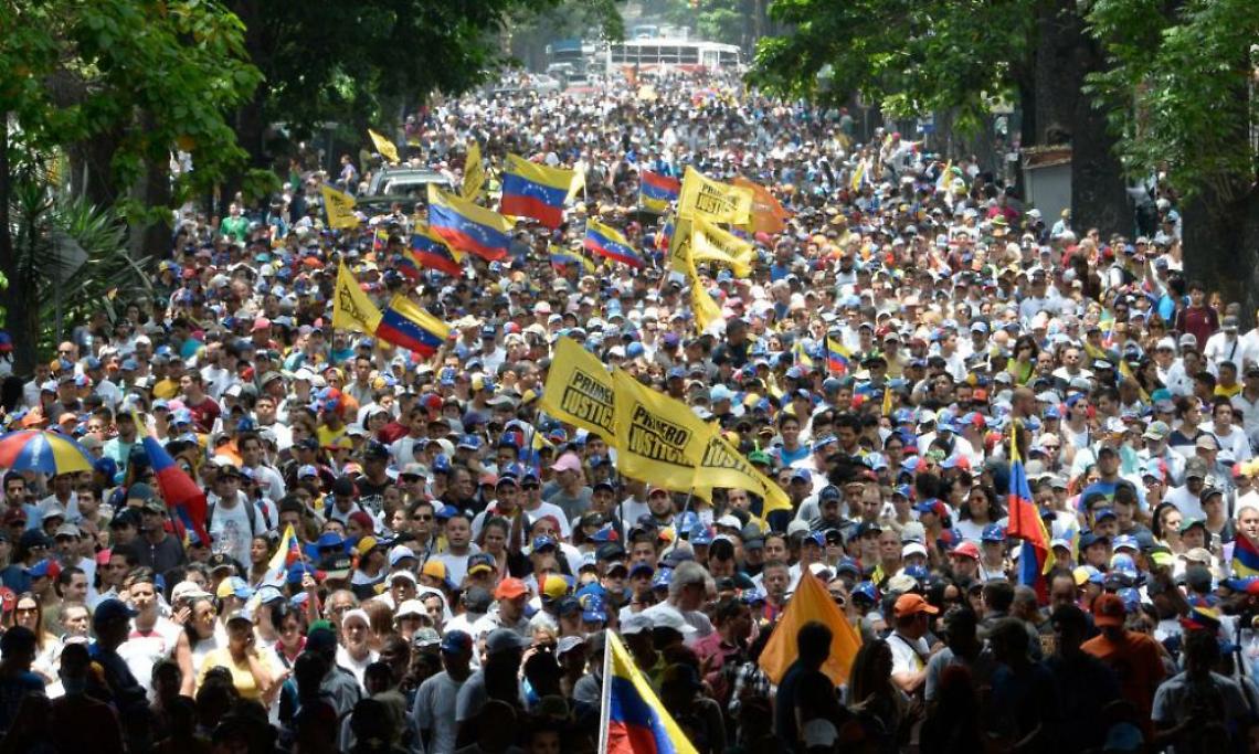 Caos Venezuela, ira del Papa contro Maduro