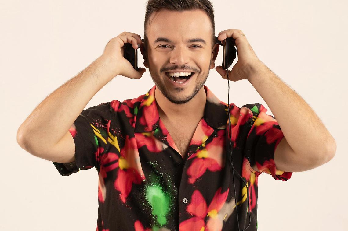 “Abbracciame” di Andrea Sannino è certificata “Disco d’oro” con 35mila copie vendute