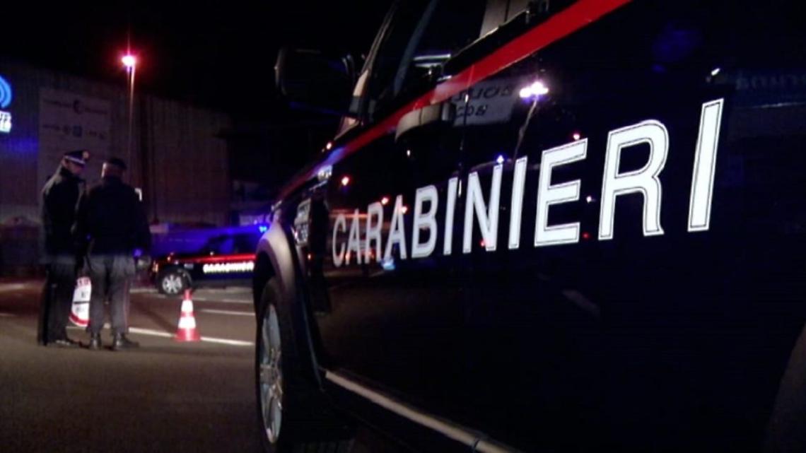 San Giovanni a Teduccio, non si ferma all'alt e ferisce due carabinieri: arrestato