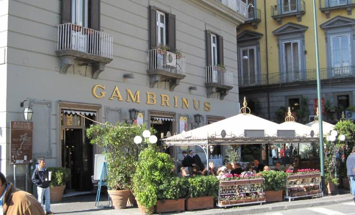 Covid, domani lo storico Caffè Gambrinus non aprirà
