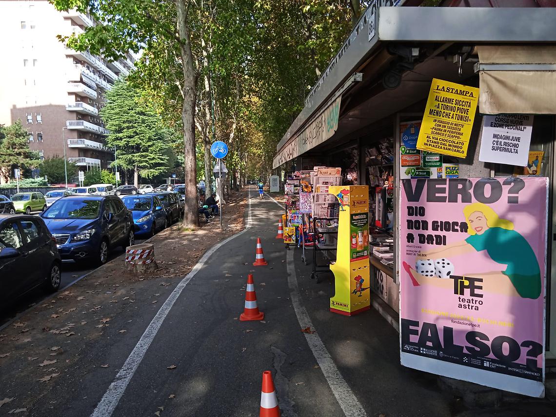 Teatro e pop art, Roxy in the Box reinterpreta la campagna del Tpe di Torino