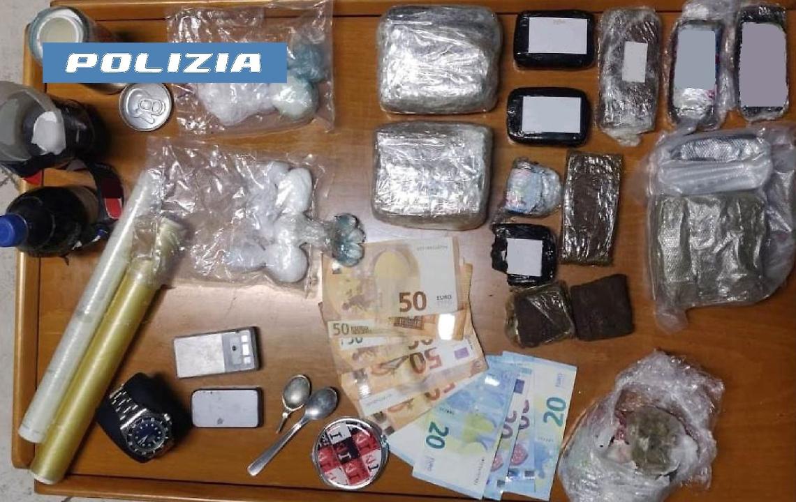 Sorpreso con 2,5 kg di droga: 51enne arrestato a Ischia