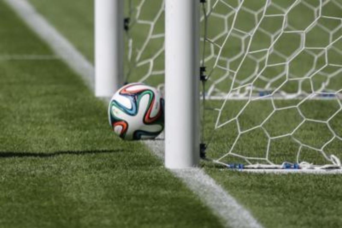 Rivoluzione Fifa: sì alla moviola in campo