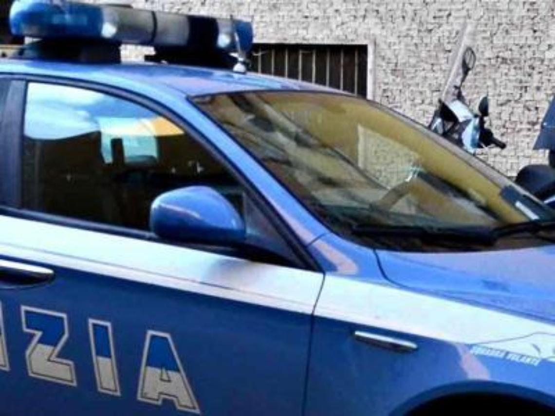 Ragazzina accoltellata a Bagnoli, denunciati gli aggressori: hanno 10 e 14 anni