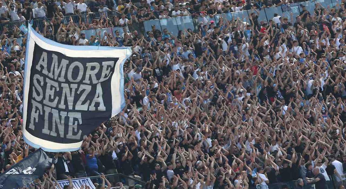 Stadio in silenzio, gli ultras chiedono un incontro con De Laurentiis: "Perché il Napoli non ci consente di tifare?"