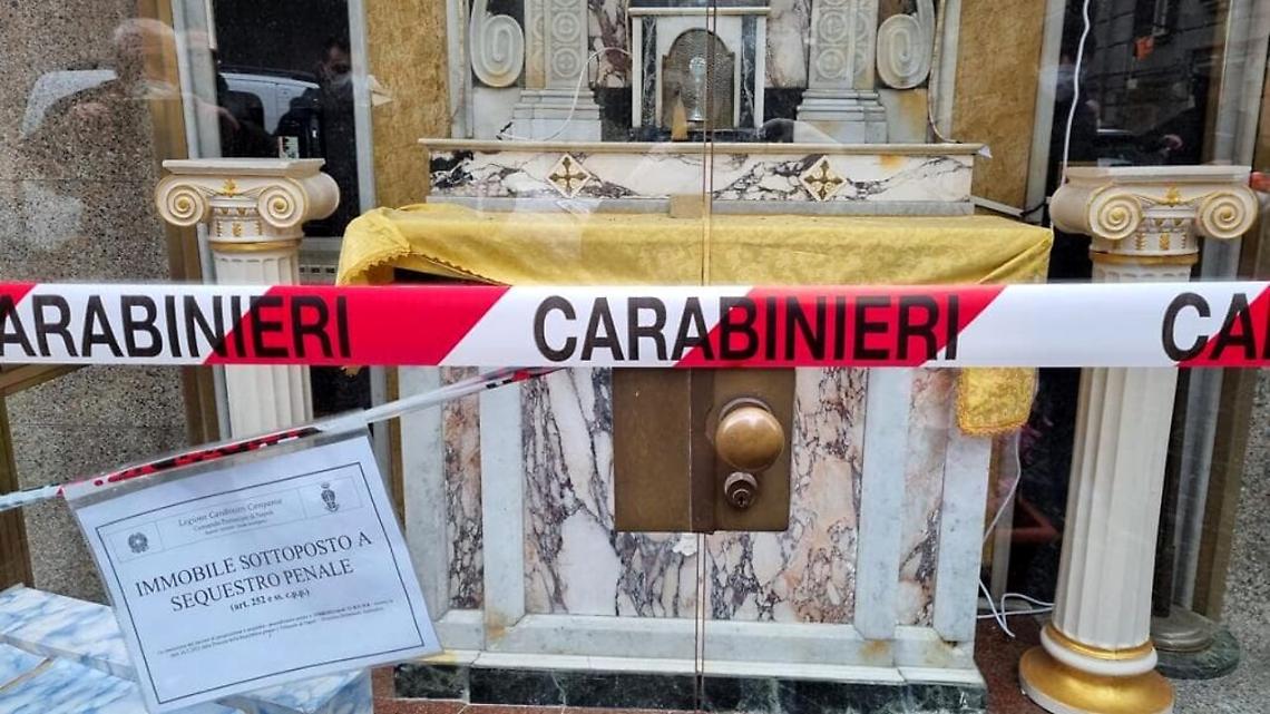 Camorra, rimosso “altarino" dedicato a parente dei boss