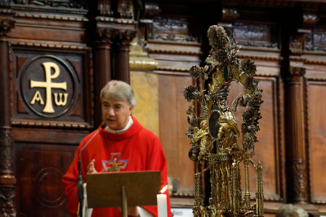 L'arcivescovo di Napoli nomina i suoi "assessori"