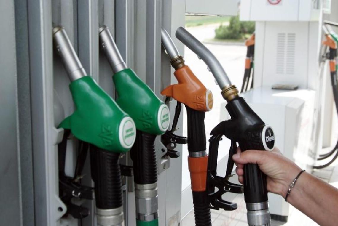 Prezzo benzina e diesel, oggi ancora in rialzo