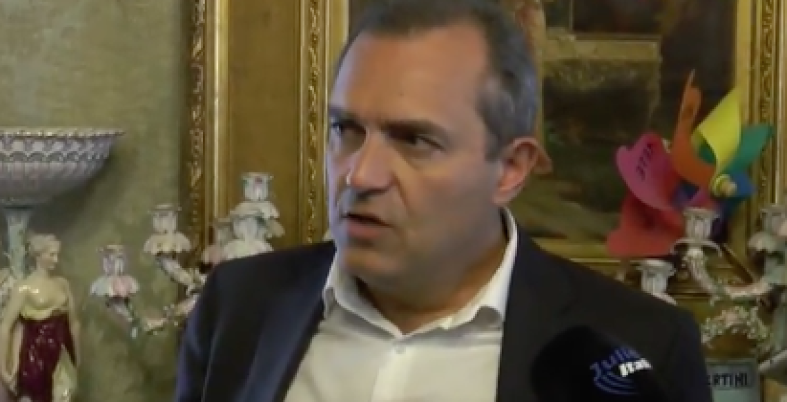 Sicurezza, de Magistris a Salvini: rafforzare gli organici delle forze di polizia