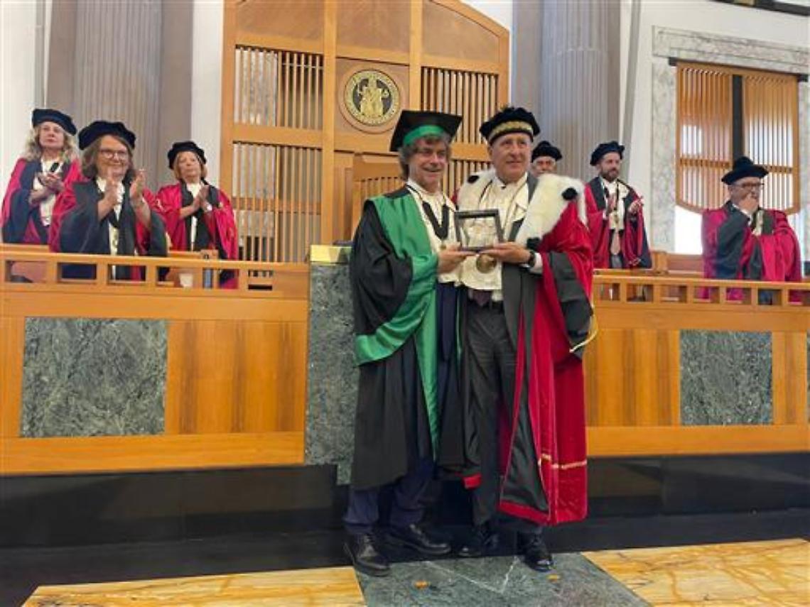 Federico II, Alberto Angela riceve la laurea honoris causa in Geologia