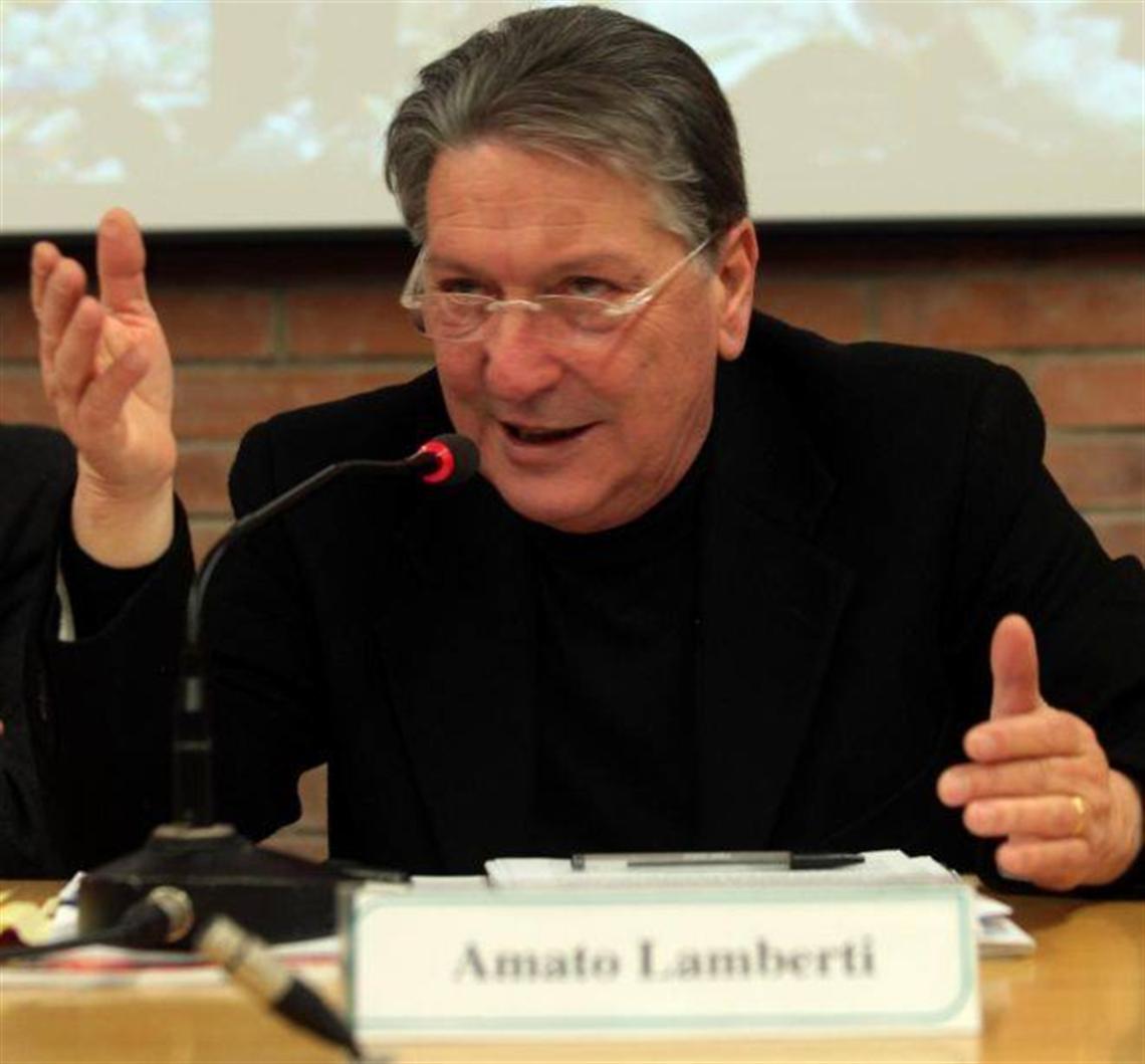 Premio Amato Lamberti, via alla decima edizione