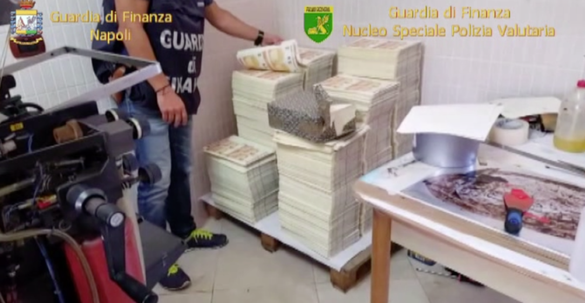 Zecca clandestina in Puglia, arrestati tre campani VIDEO