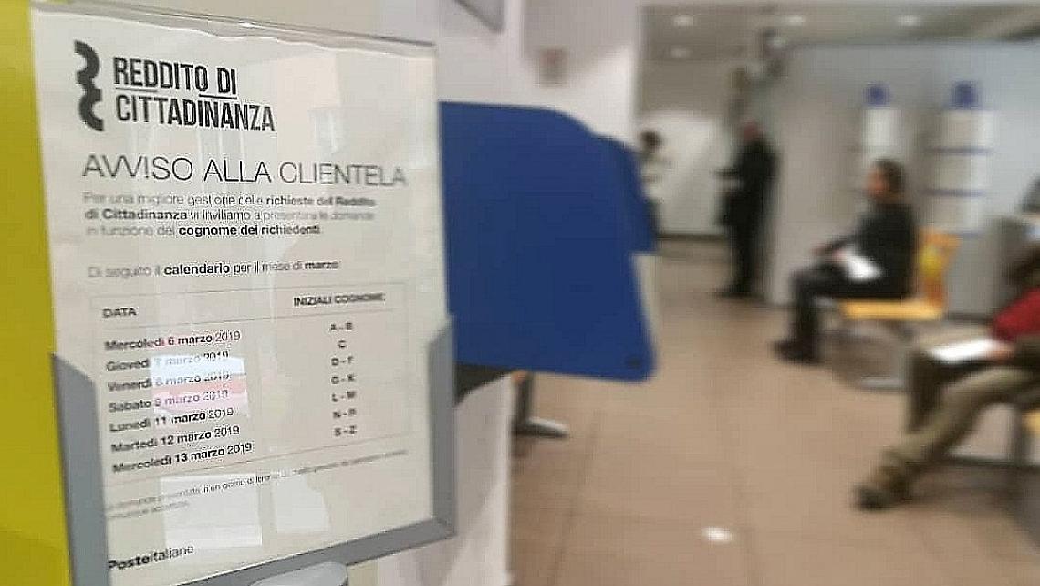 Reddito di cittadinanza, è di nuovo scontro: ecco cosa cambierà