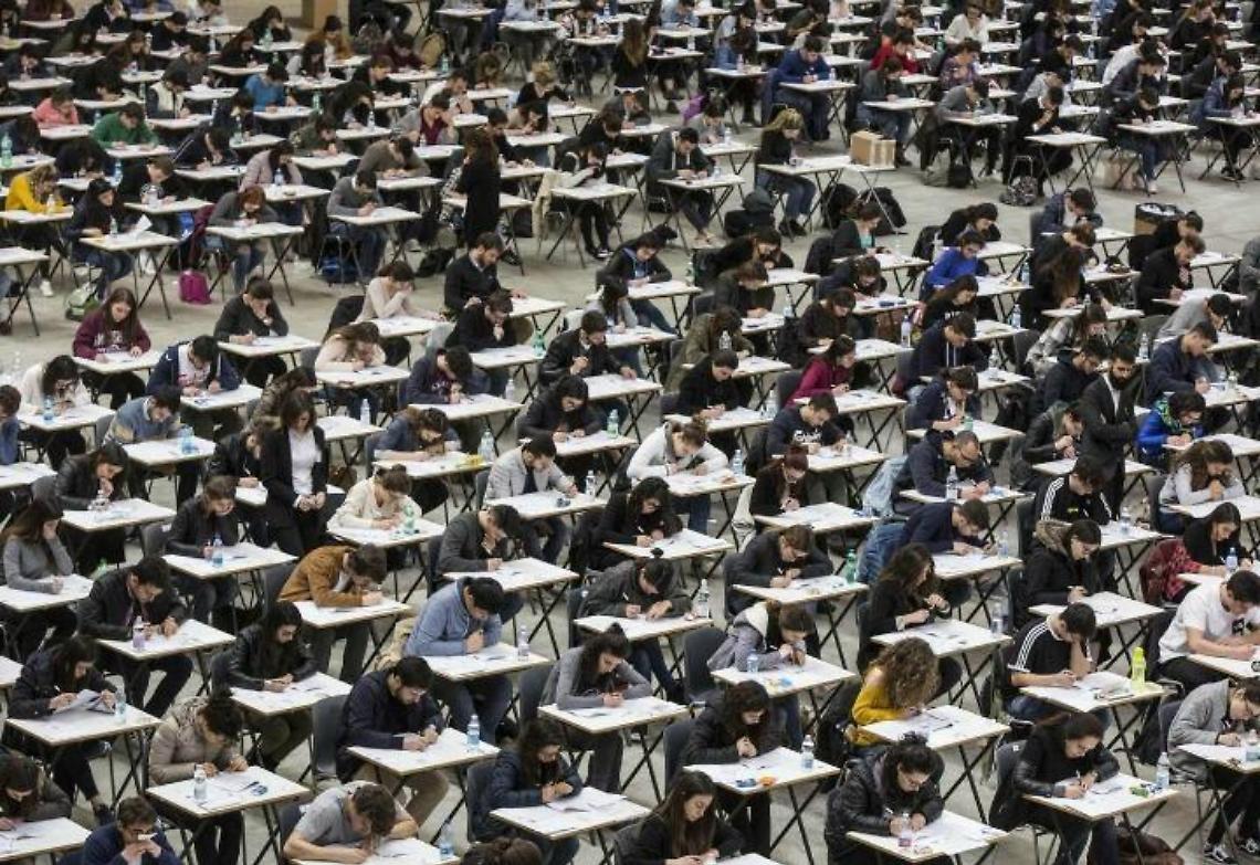 Test di medicina al via, 4.852 candidati in Campania per 550 posti