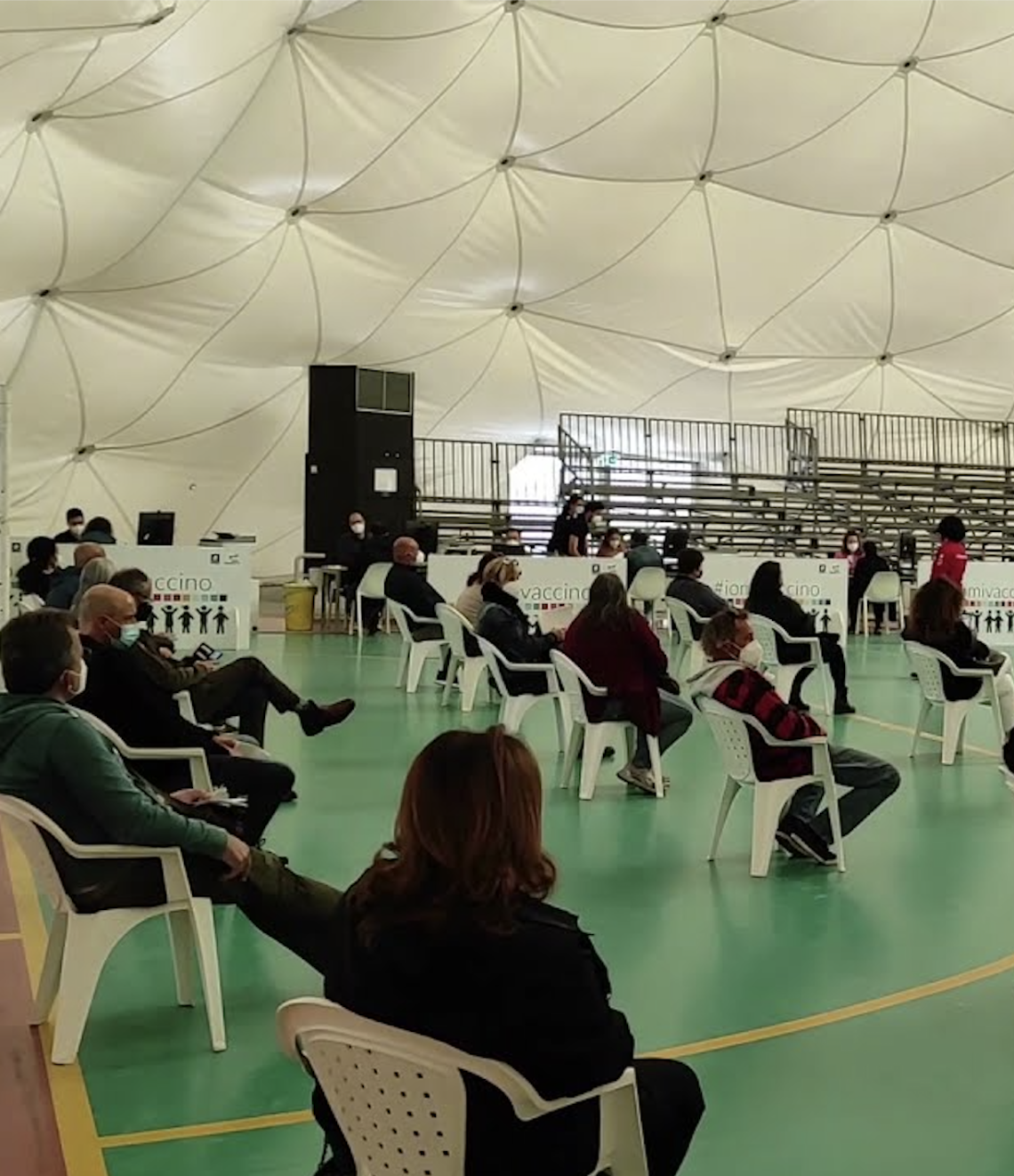 Ischia, aggressione a volontari open day vaccinale: quattro denunce