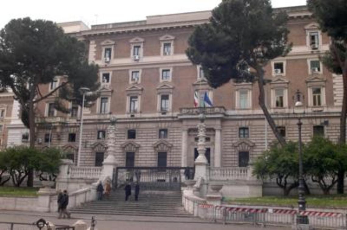 Pacco bomba al ministero dell’Interno