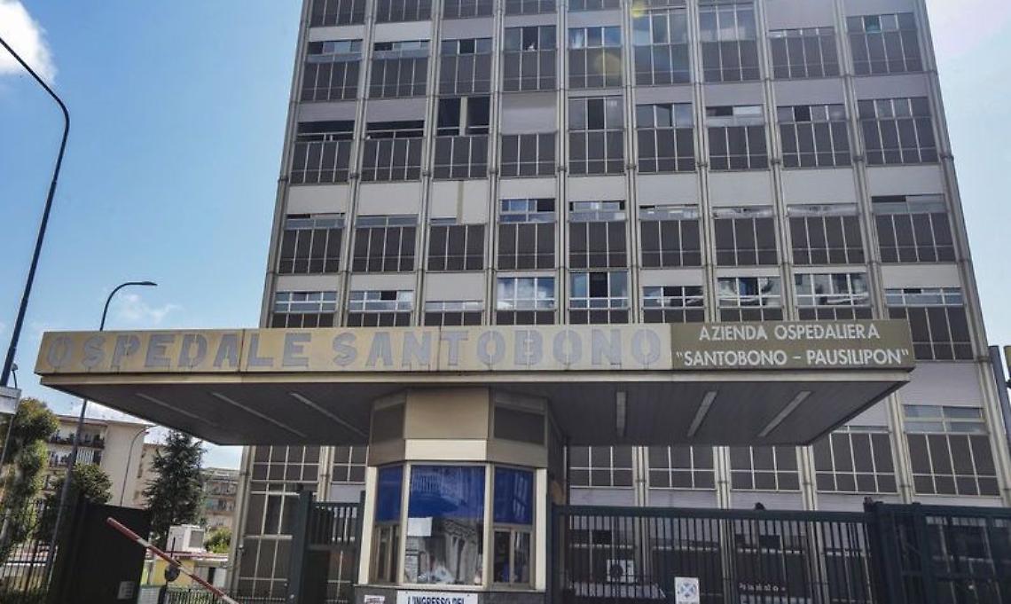 Covid, fuori pericolo l'undicenne ricoverato al Santobono