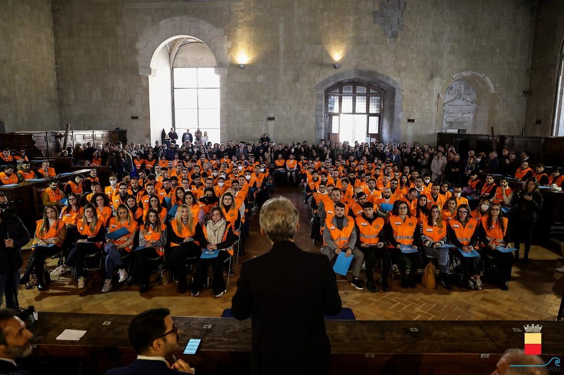 Asìa Napoli, firmano i primi 200 neoassunti