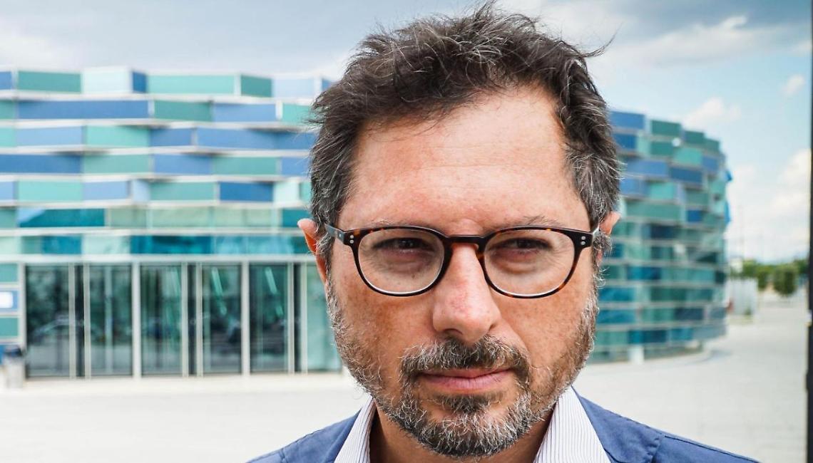 Difende anziana che teme occupazione casa, Borrelli insultato e minacciato
