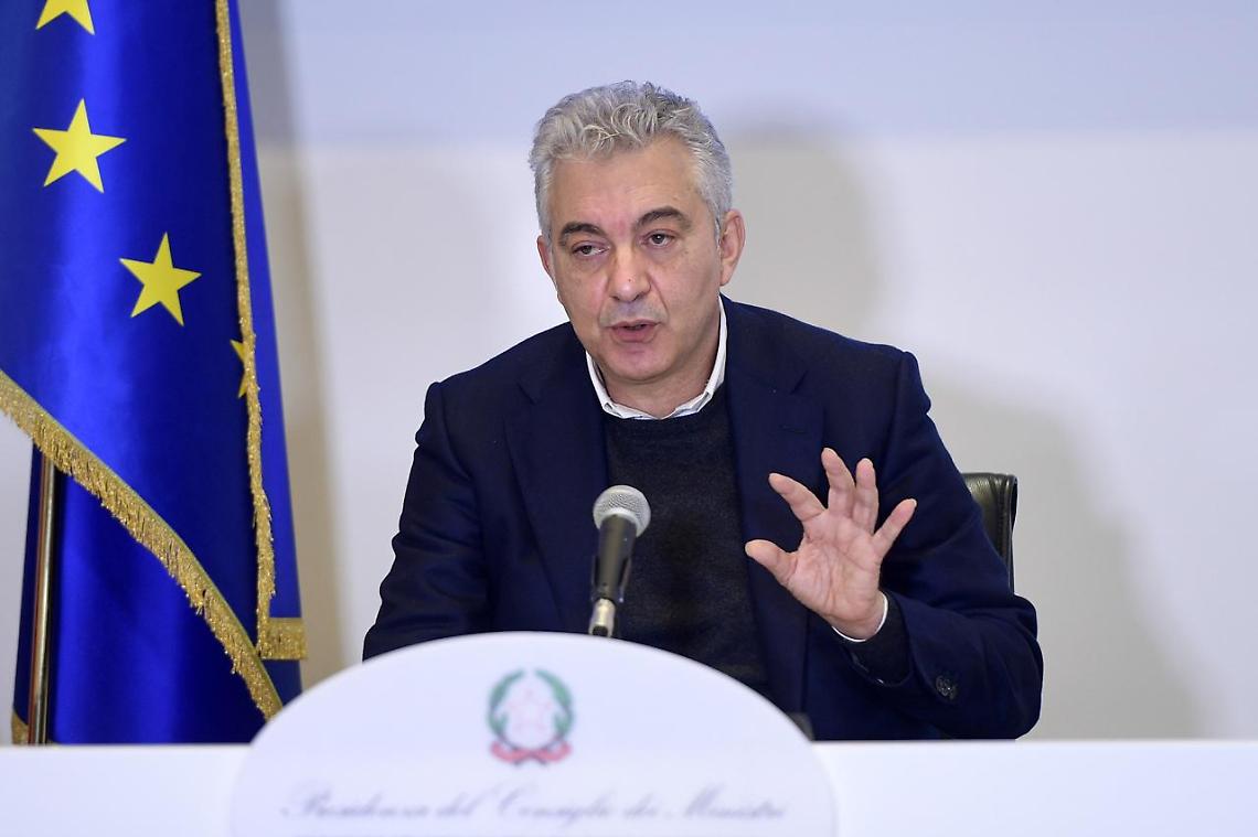 Covid, Arcuri: «Nel piano 21,5 milioni di vaccinati entro fine maggio»