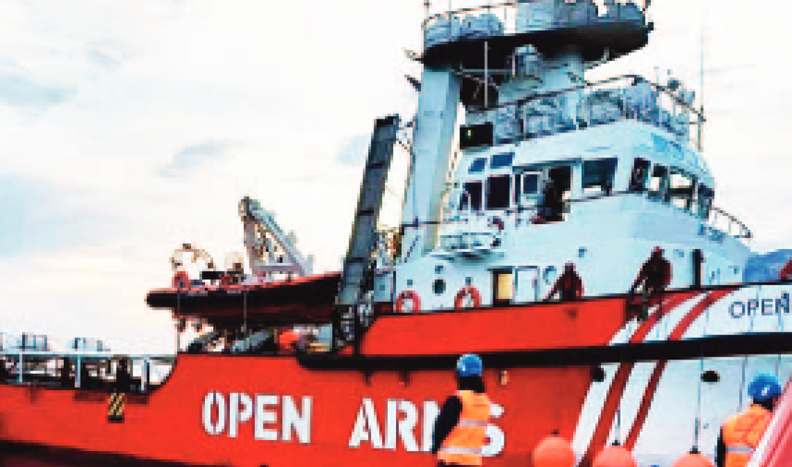 Migranti, in 60 sbarcati a Salerno