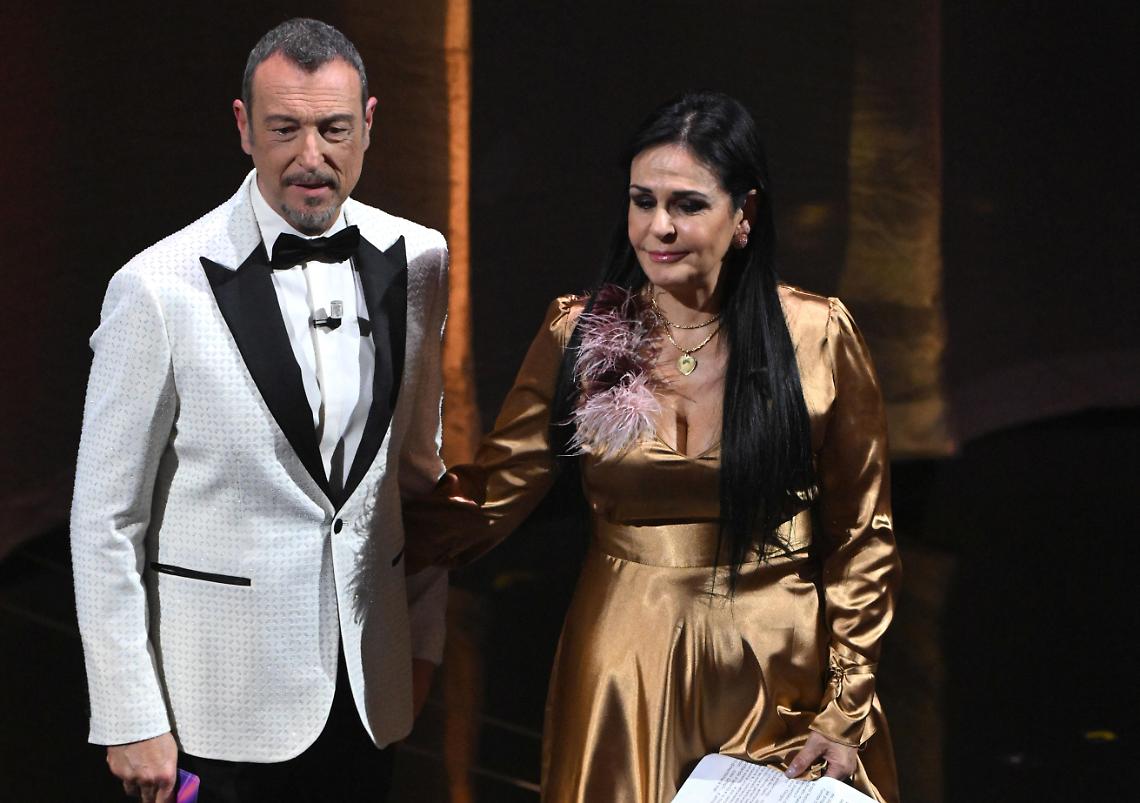 La mamma di Giogiò sul palco: Sanremo si commuove