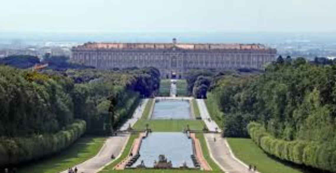 Domenica al museo: Reggia di Caserta, Archeologico di Napoli e Scavi di Pompei nei primi 10 siti più visitati
