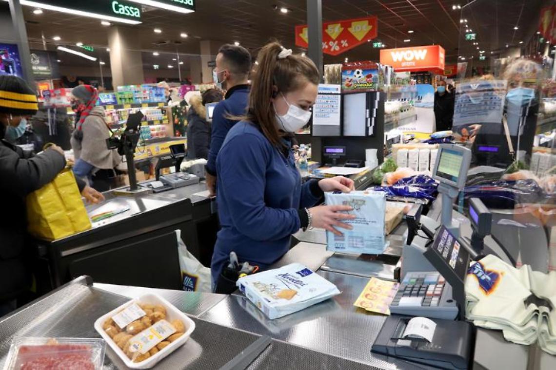 La guerra nel menu di Pasqua: dall'agnello al pesce, nuovi rincari