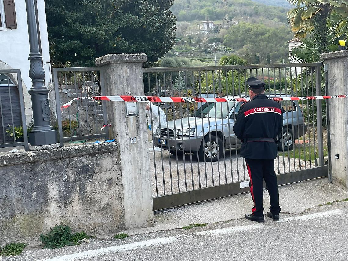 Tenta di uccidere due donne e si suicida: è un 43enne originario del Napoletano