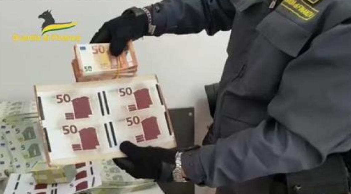 Scoperta zecca clandestina di euro falsi