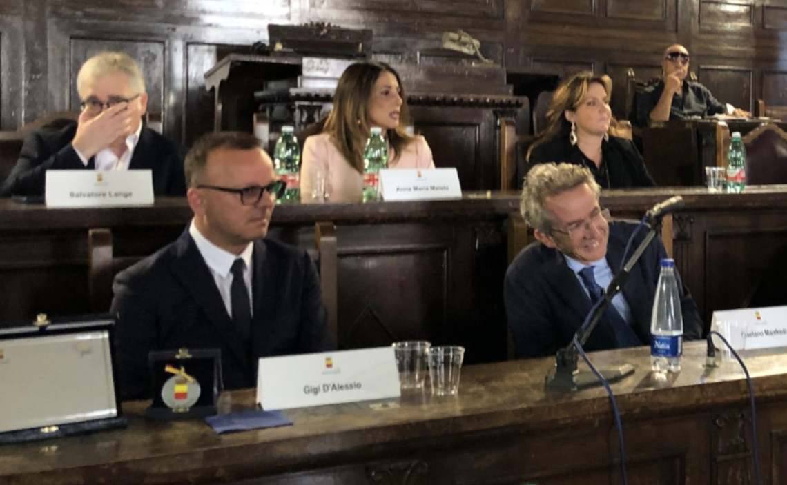 A Gigi D'Alessio il premio “Napoli città della musica22"