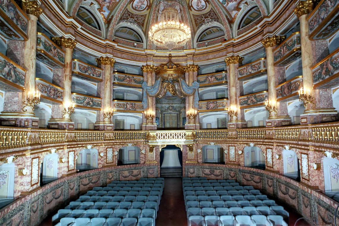 Reggia di Caserta, Teatro di Corte aperto tutti i giorni fino alla fine dell'anno