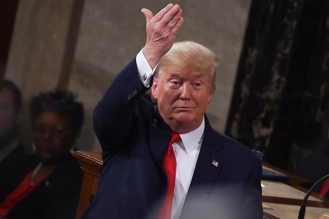 Trump: «La transizione sarà ordinata, nostra lotta è all'inizio»