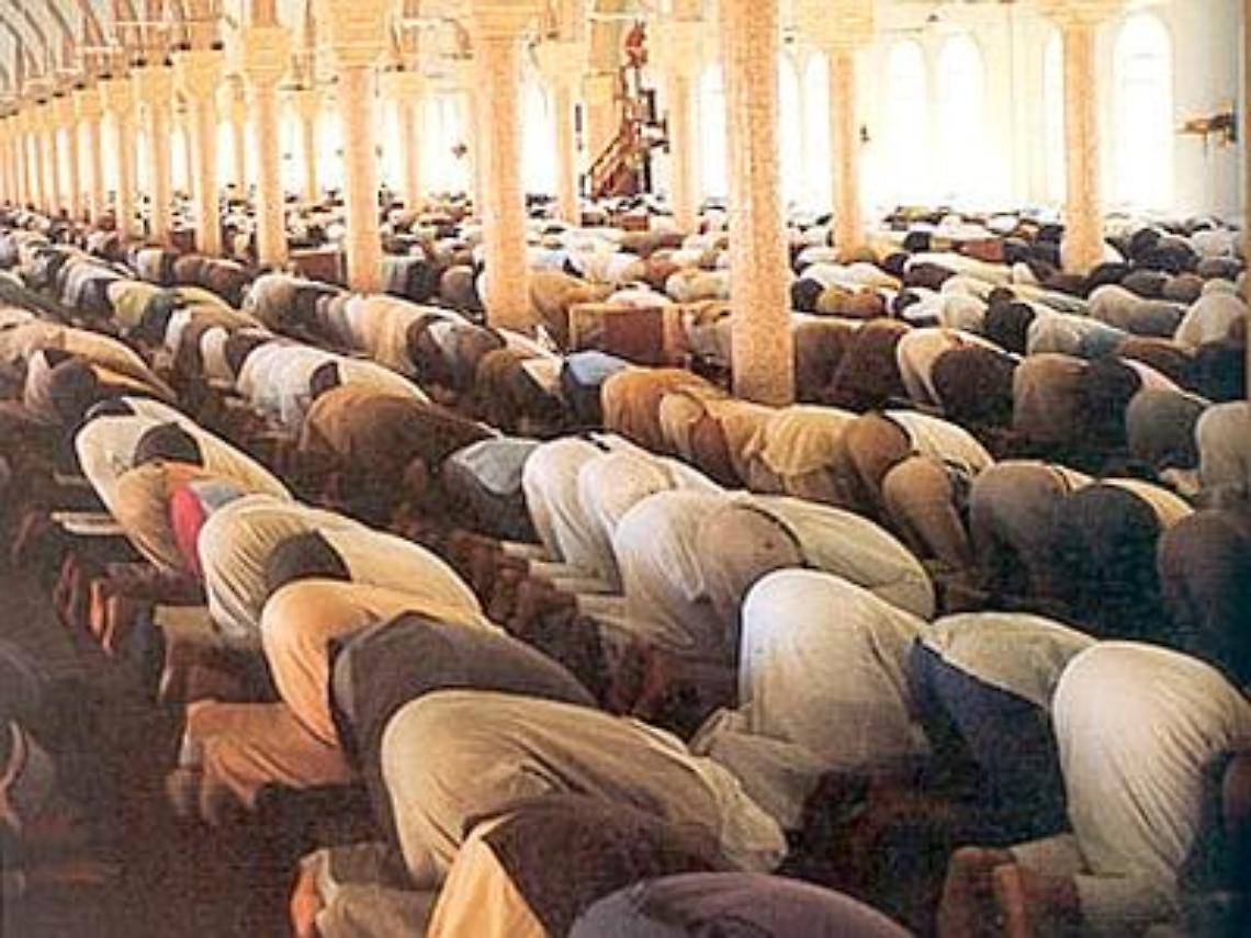 San Gennaro Vesuviano, colla all'ingresso della moschea per fare l'estorsione
