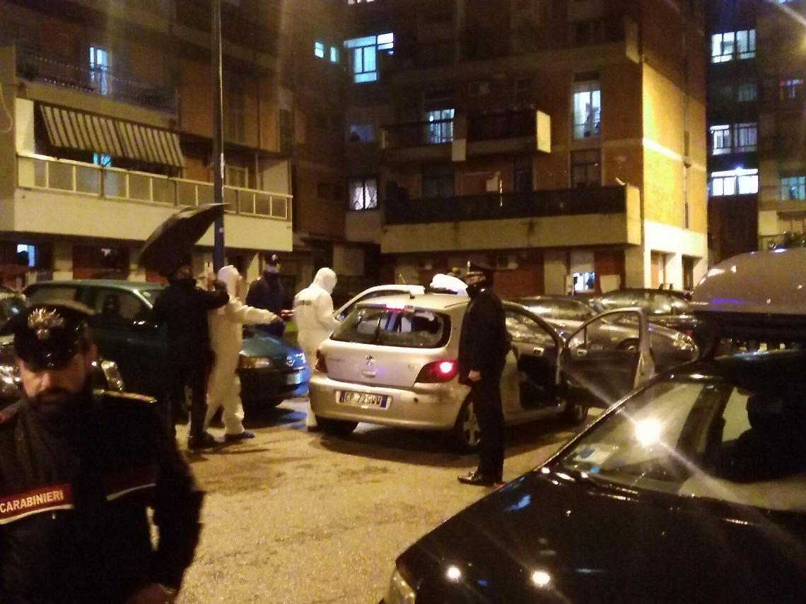 Agguato sotto casa dei Lo Russo, due morti